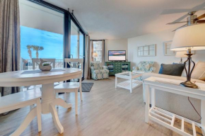Sunbird Resort! Ground-Floor Renovated Beach Condo! Free Beach Chairs! by Dolce Vita Getaways PCB